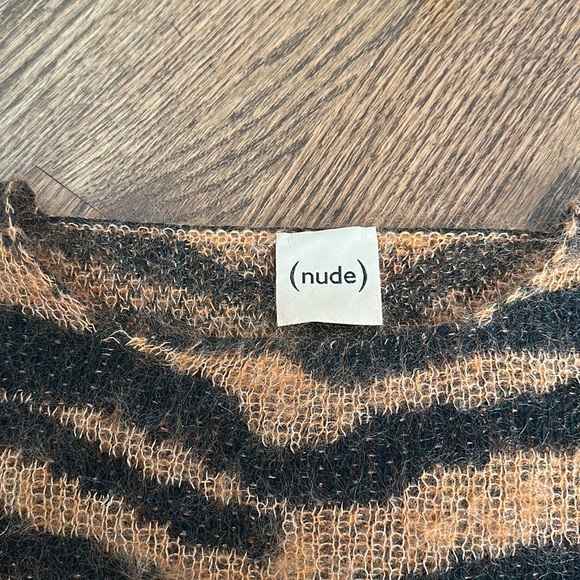 (Nude) sweater - Picture 6 of 7